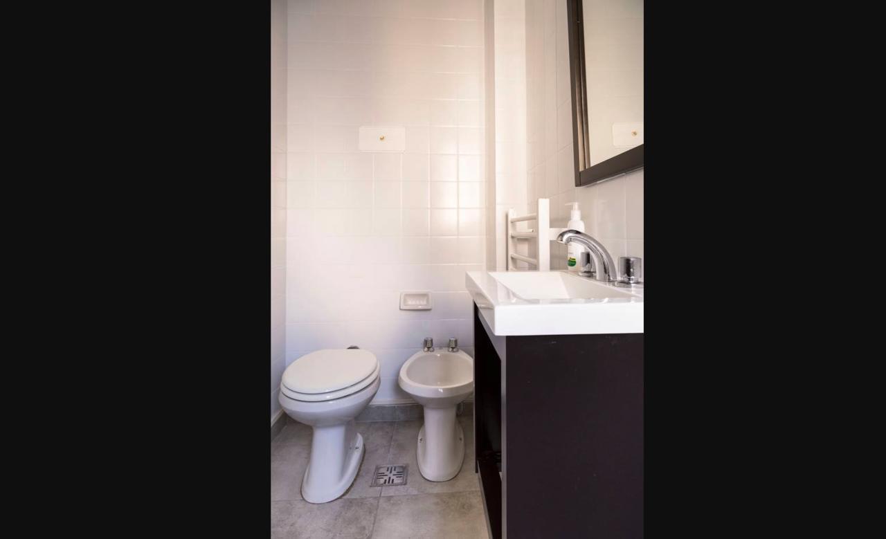 Confortable, Bien Ubicado Con Balcon Recoleta ブエノスアイレス エクステリア 写真